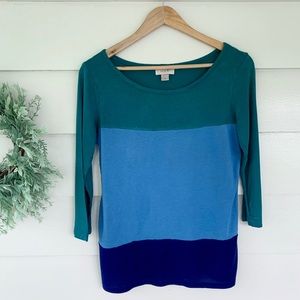 🌿 4/$20 🌿 LOFT: Blue toned color block top.